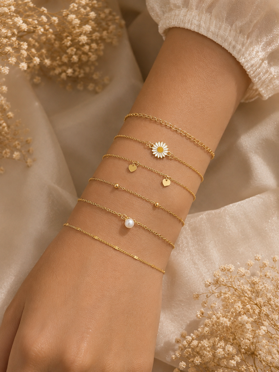 Golden Charm Bracelet Set – 6 Piece Stack